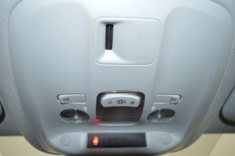 PEUGEOT 308 2014 - Photo n°22