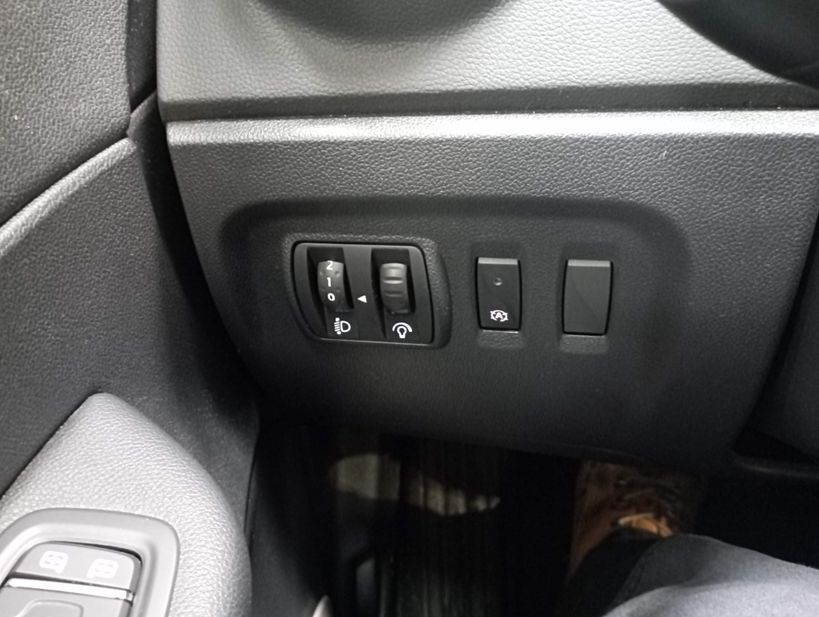 RENAULT CAPTUR 2018 - Photo n°30