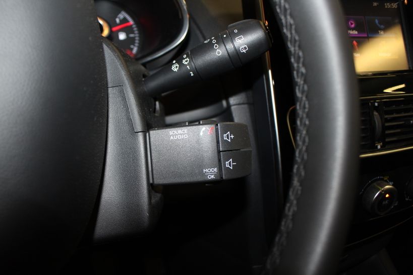 RENAULT CLIO IV BUSINESS 2018 - Photo n°14