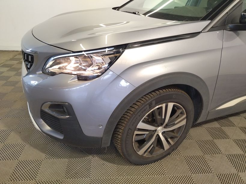 PEUGEOT 3008 2019 - Photo n°3