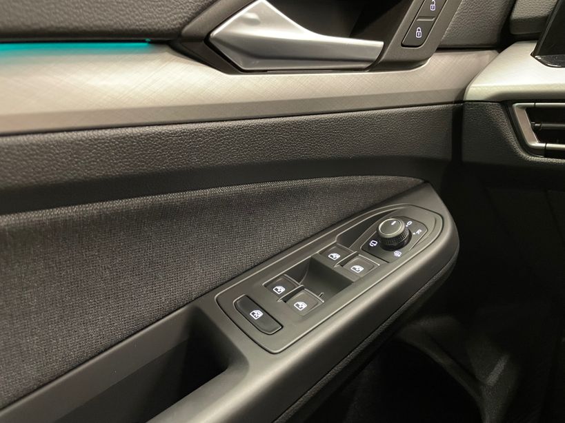 VOLKSWAGEN GOLF 2023 - Photo n°16