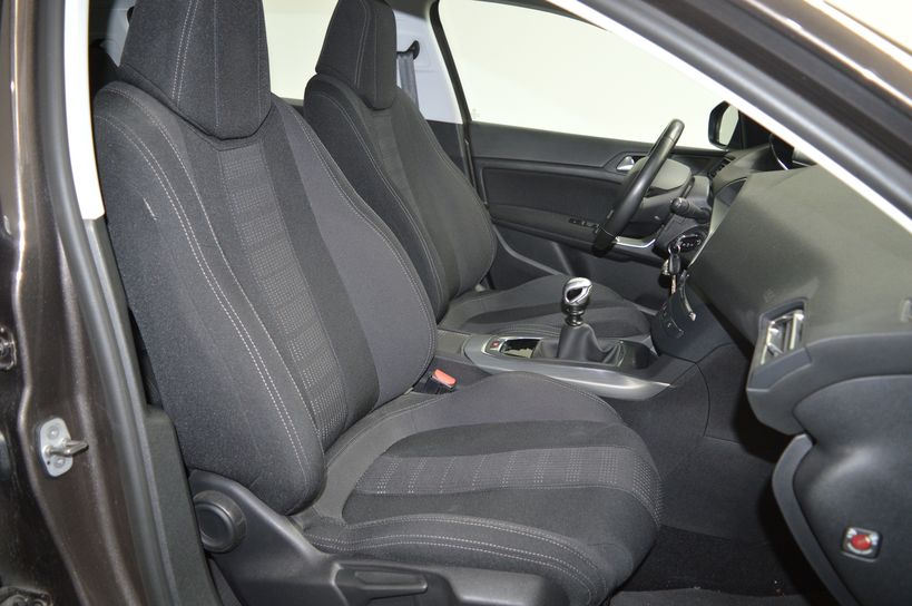 PEUGEOT 308 2014 - Photo n°32