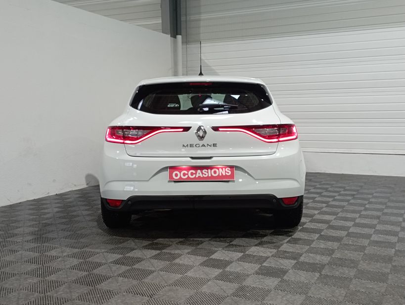 RENAULT MEGANE IV BERLINE BUSINESS 2019 - Photo n°7