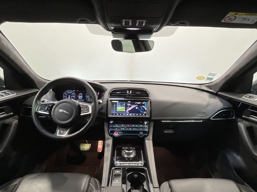 JAGUAR F PACE 2019 - Photo n°32