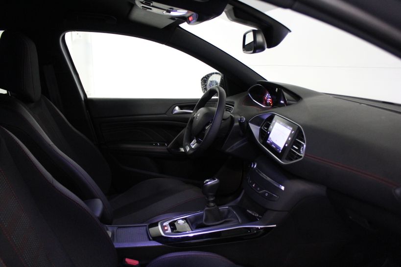 PEUGEOT 308 2020 - Photo n°4