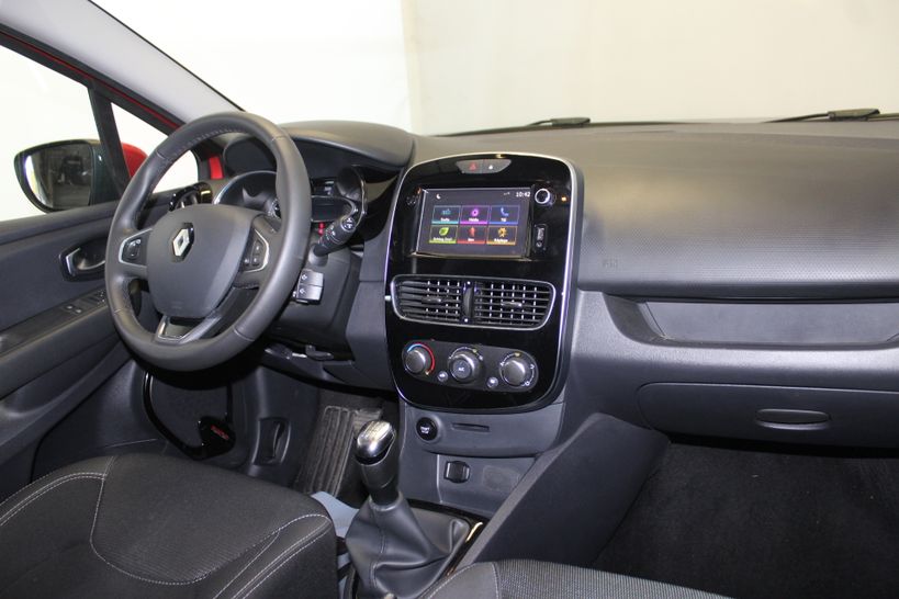 RENAULT CLIO IV 2017 - Photo n°19