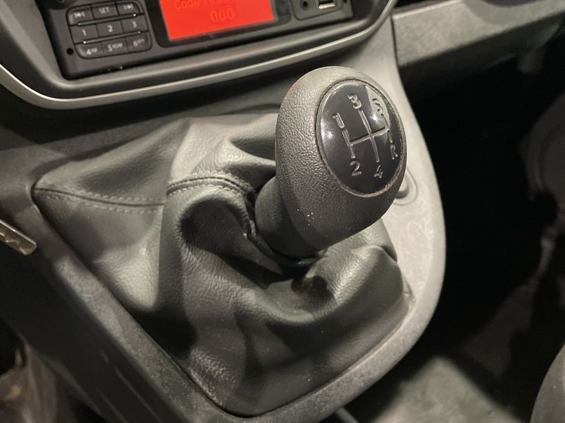 RENAULT KANGOO EXPRESS 2018 - Photo n°13