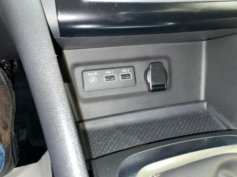 RENAULT MEGANE IV BERLINE 2021 - Photo n°24