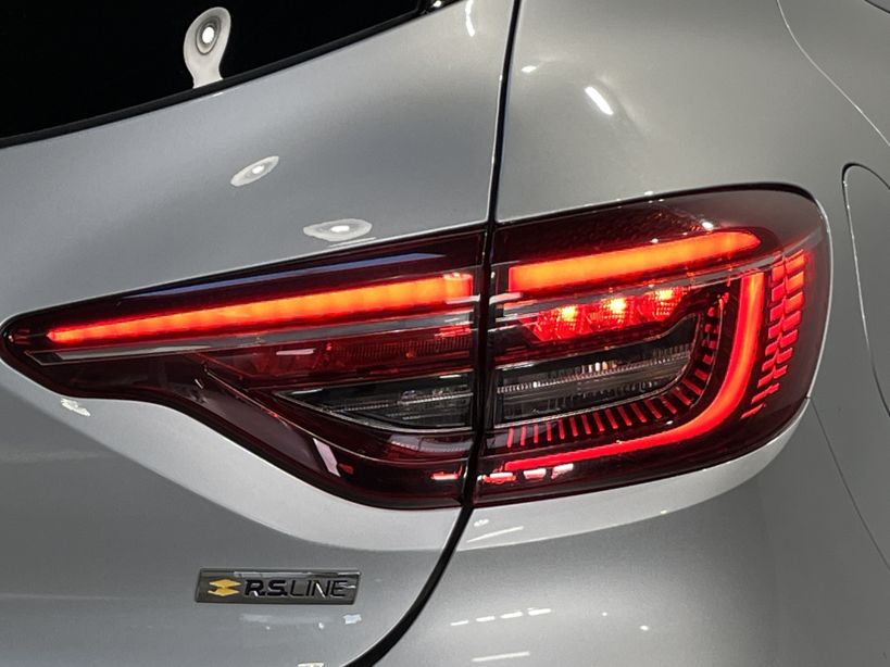 RENAULT CLIO V 2021 - Photo n°8