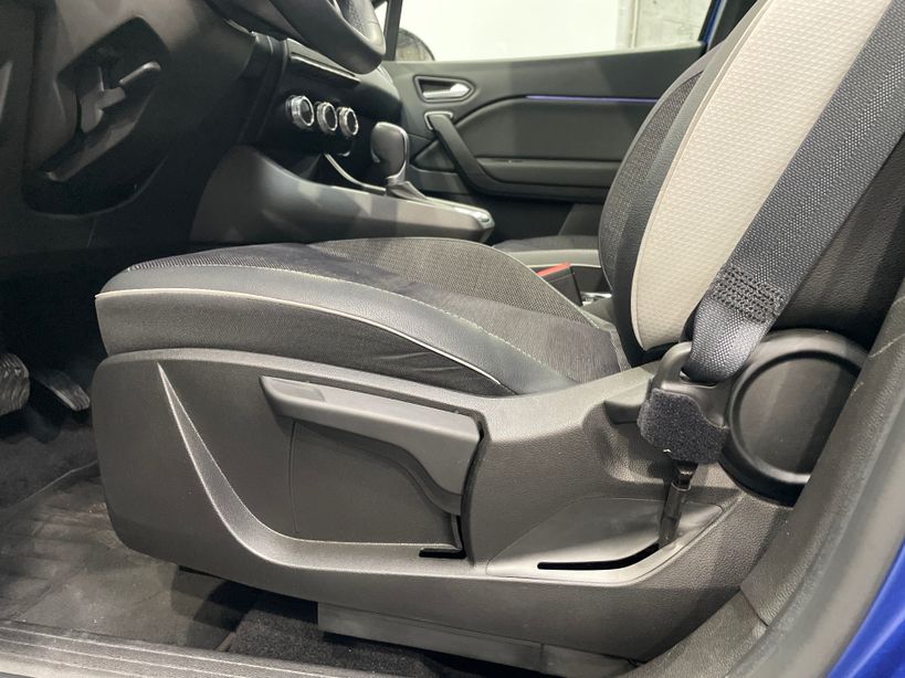 RENAULT CAPTUR 2022 - Photo n°37