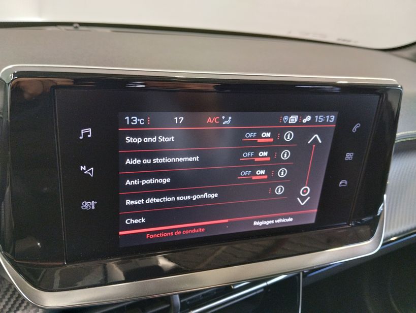 PEUGEOT 208 2023 - Photo n°24