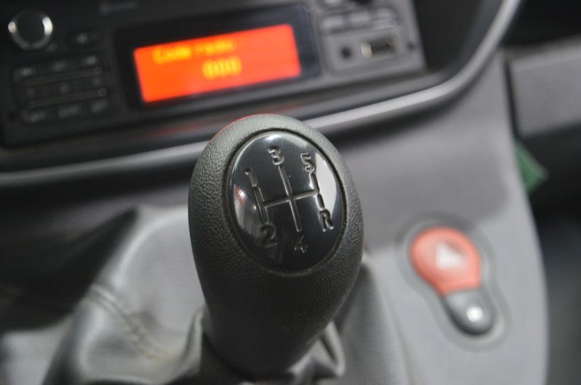 RENAULT KANGOO EXPRESS 2018 - Photo n°23