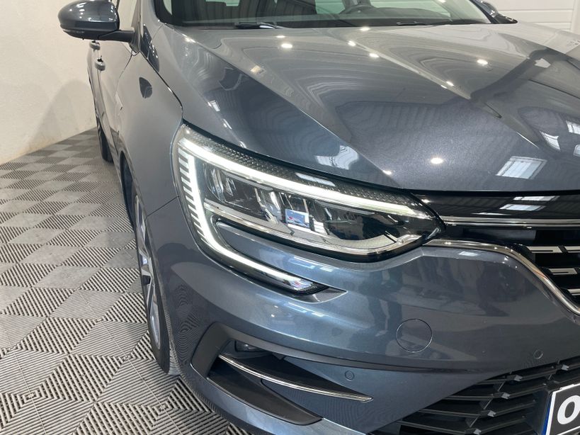 RENAULT MEGANE IV ESTATE 2023 - Photo n°4