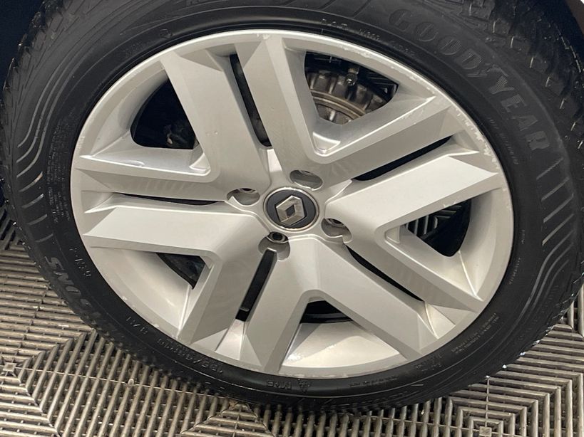 RENAULT CLIO V 2021 - Photo n°7