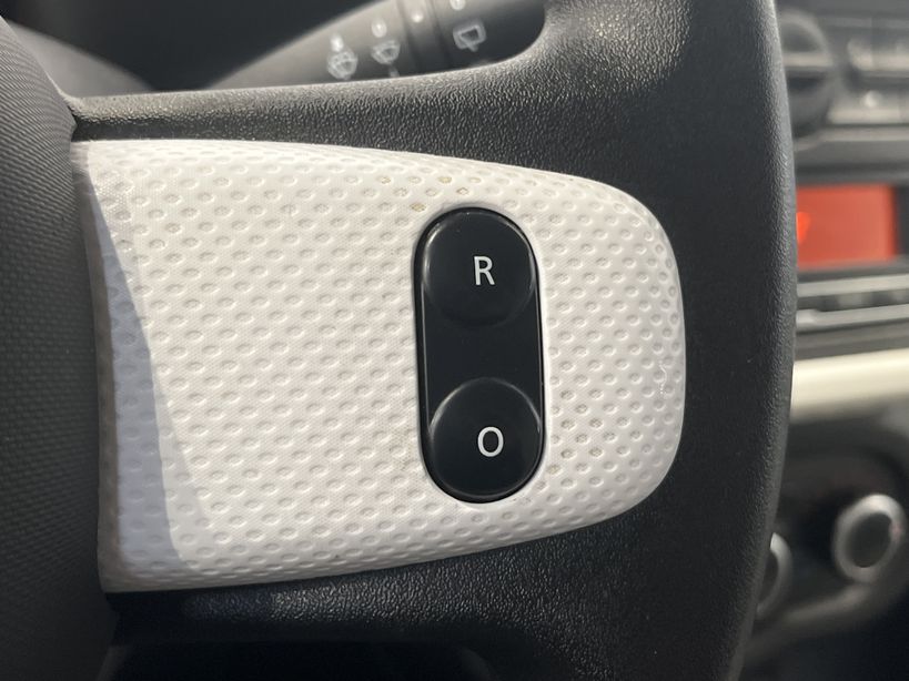 RENAULT TWINGO III 2021 - Photo n°24