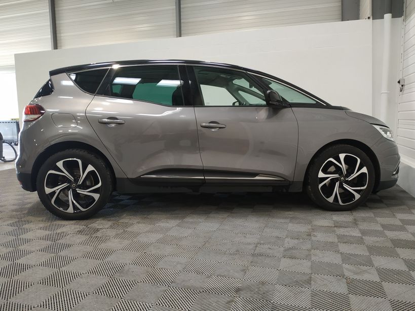 RENAULT SCENIC IV 2018 - Photo n°10