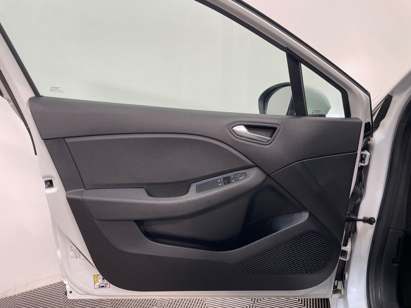 RENAULT CLIO V 2021 - Photo n°30