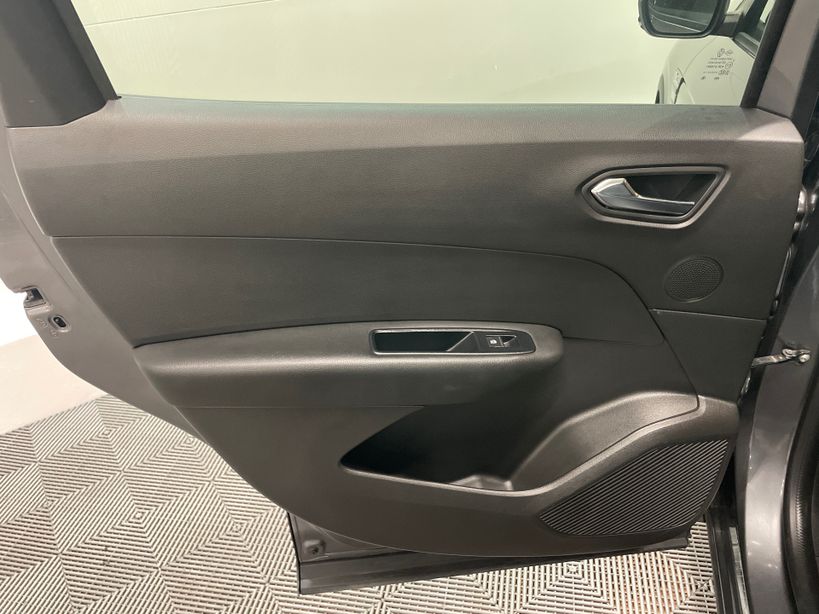 RENAULT ARKANA 2023 - Photo n°25