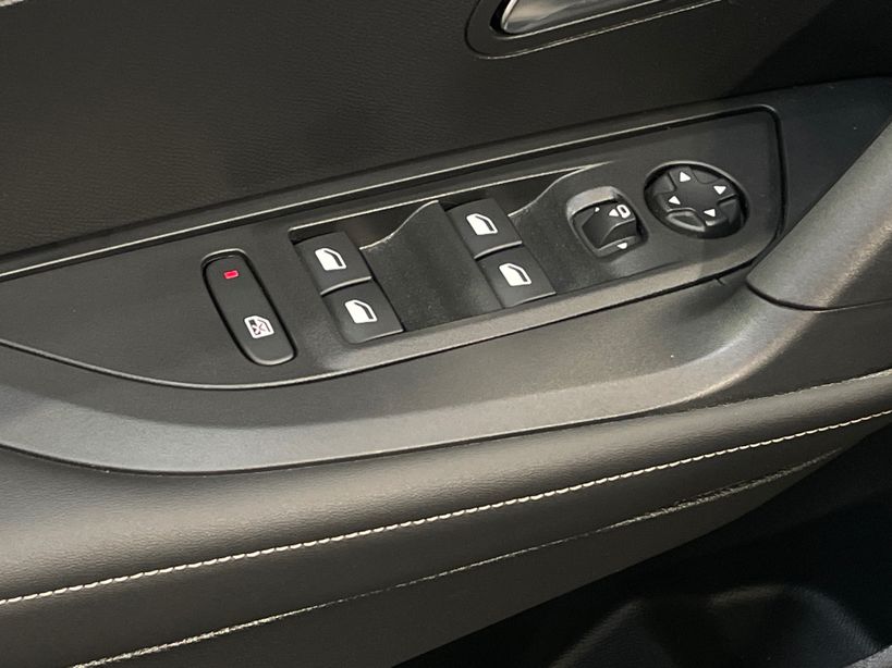 PEUGEOT 2008 ELECTRIQUE 2025 - Photo n°36