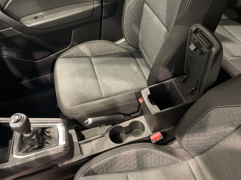 RENAULT CAPTUR 2022 - Photo n°38