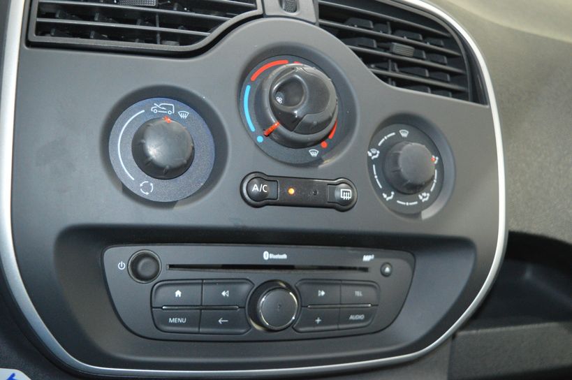 RENAULT KANGOO EXPRESS 2018 - Photo n°15