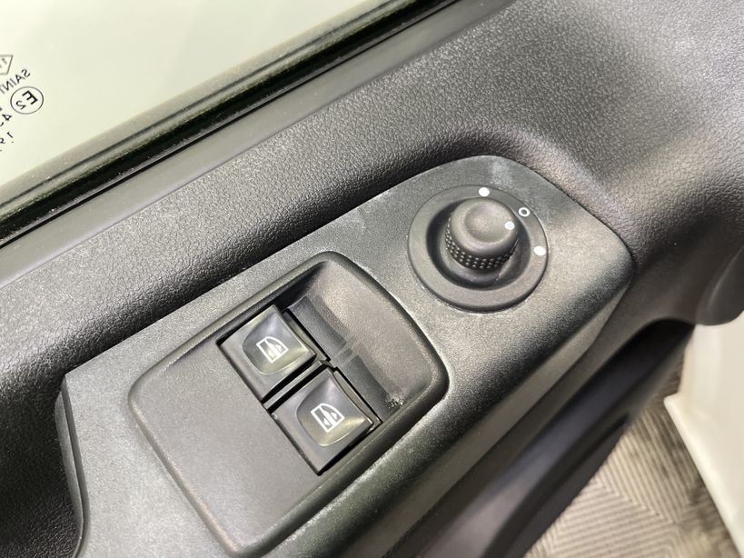 RENAULT TRAFIC FOURGON 2020 - Photo n°31