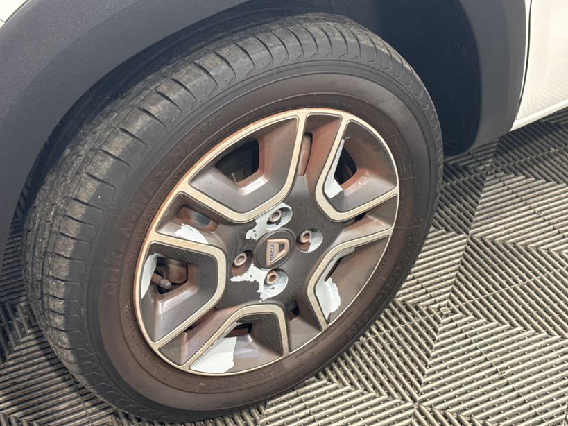 DACIA SPRING 2022 - Photo n°3