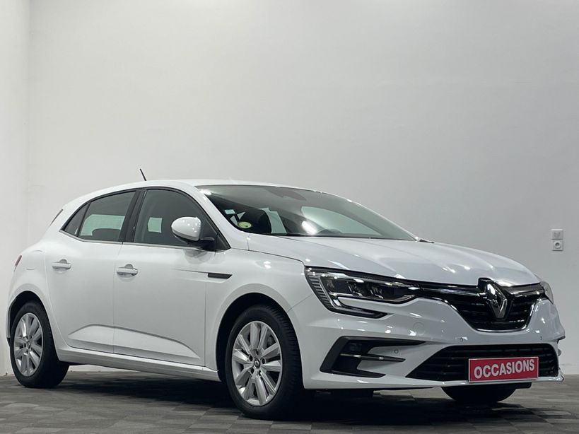 RENAULT MEGANE IV BERLINE 2021 - Photo n°2