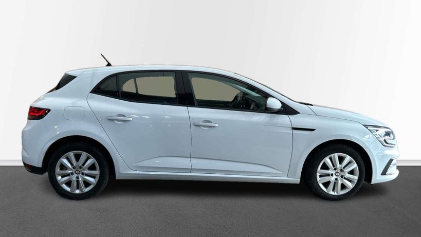 RENAULT MEGANE IV BERLINE 2022 - Photo n°6