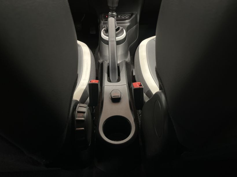 RENAULT TWINGO III 2021 - Photo n°34