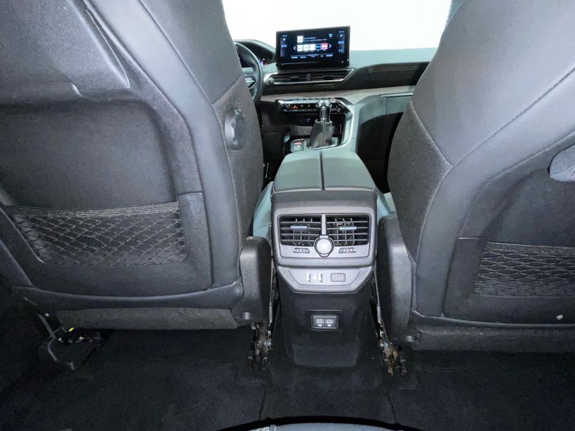 PEUGEOT 5008 2022 - Photo n°42