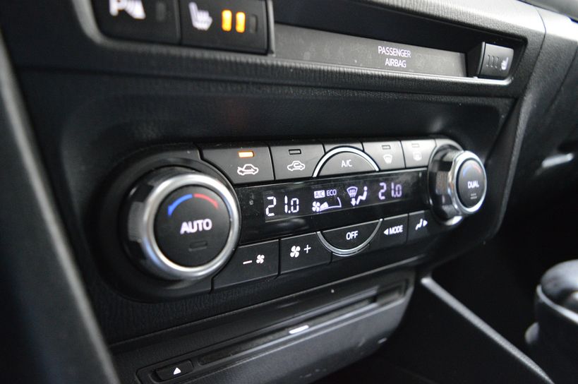 MAZDA MAZDA3 2014 - Photo n°32