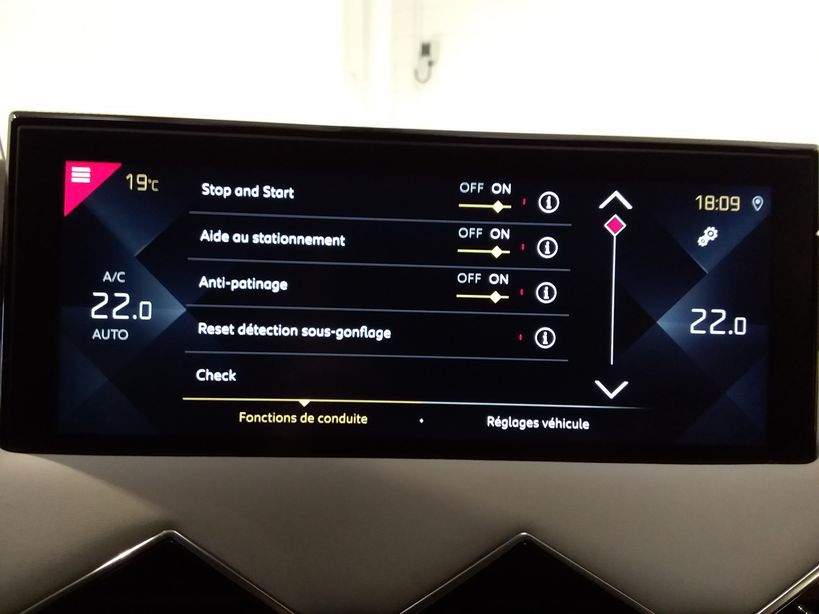 DS DS3 CROSSBACK 2019 - Photo n°20