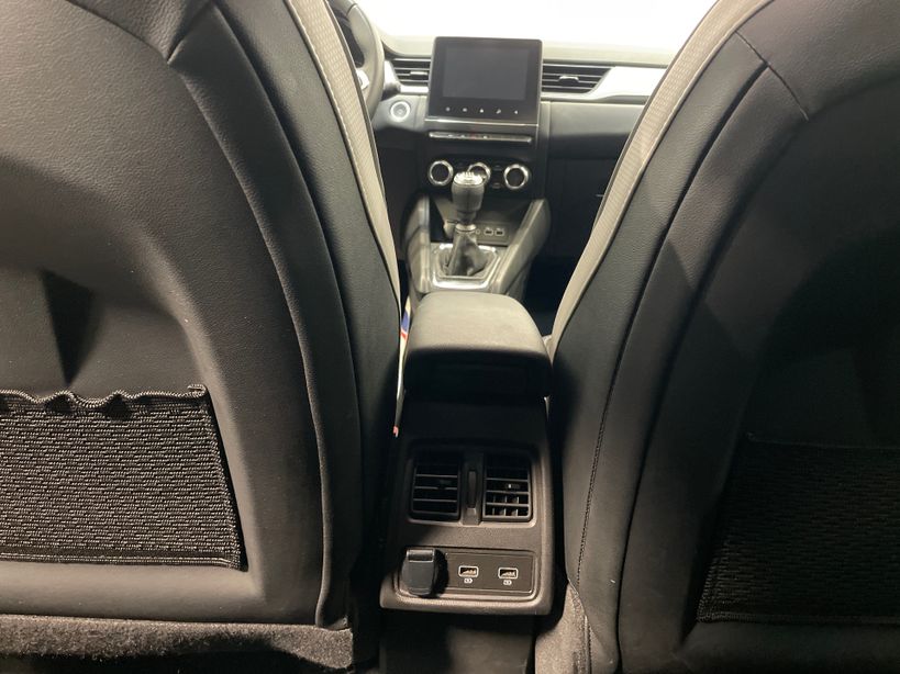 RENAULT CAPTUR 2023 - Photo n°38