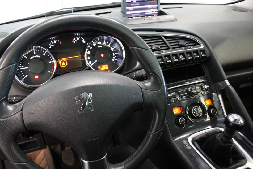 PEUGEOT 3008 2011 - Photo n°27