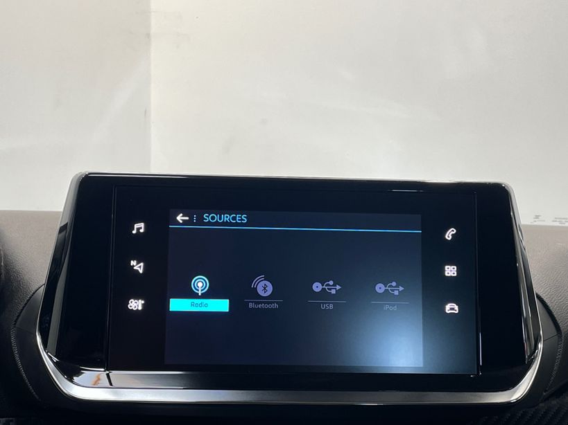 PEUGEOT 208 2023 - Photo n°14