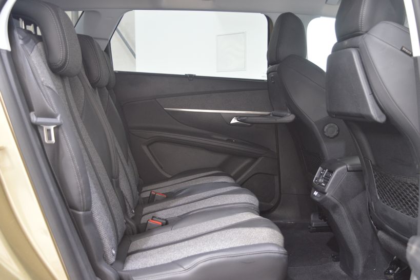 PEUGEOT 5008 2018 - Photo n°9