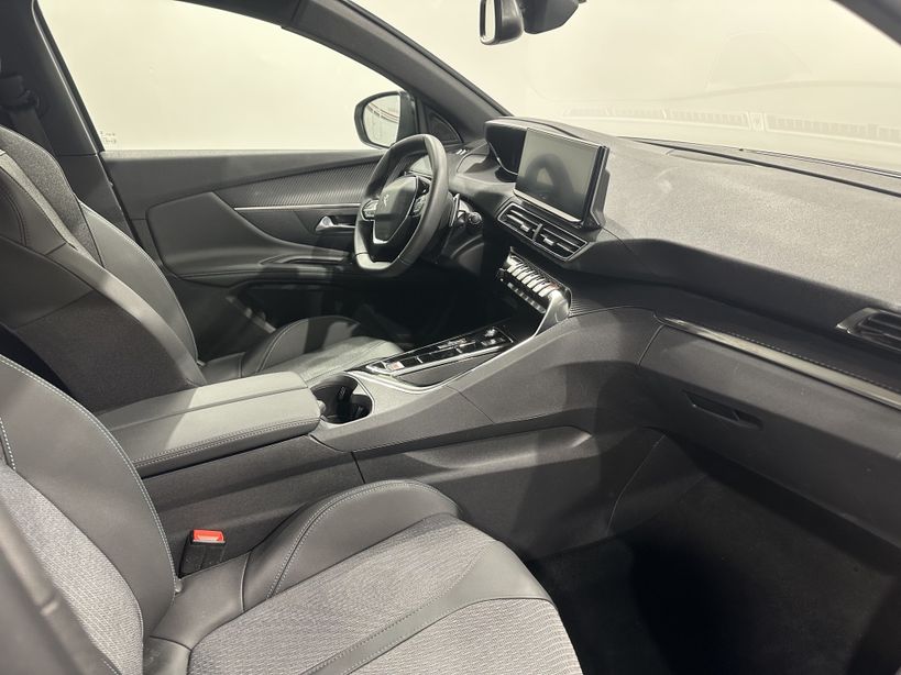 PEUGEOT 3008 2024 - Photo n°8