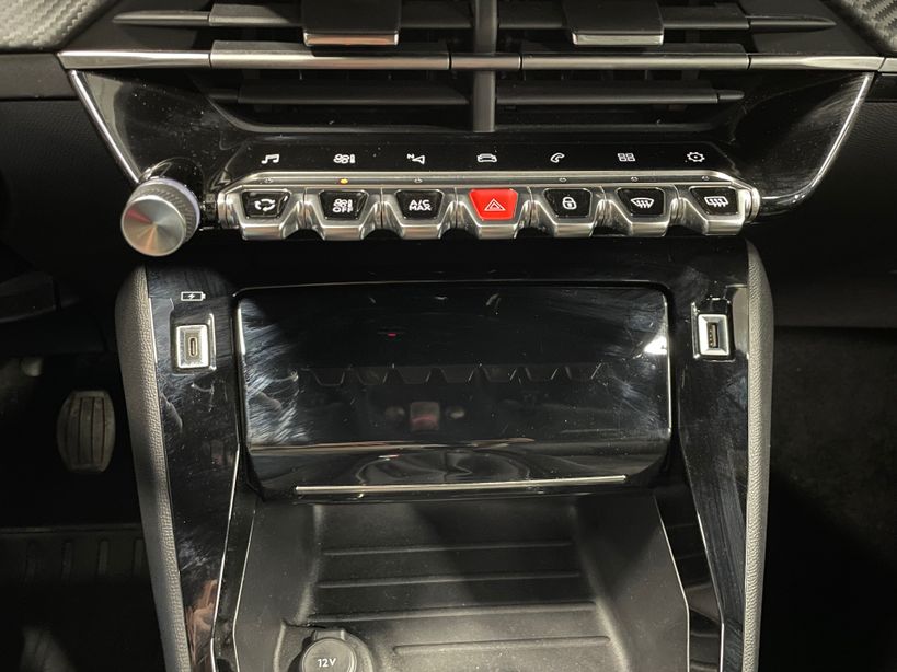 PEUGEOT 2008 2023 - Photo n°20