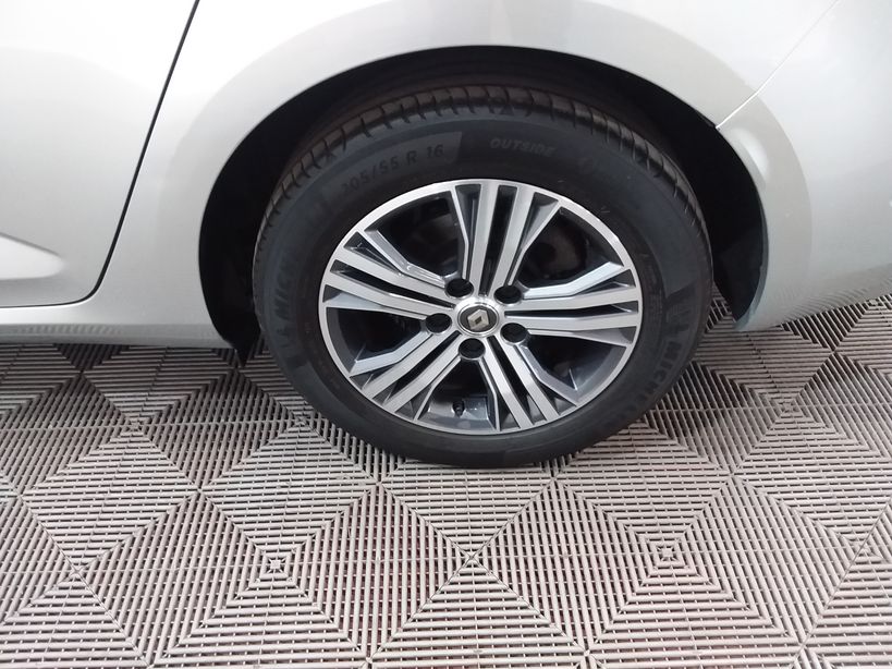 RENAULT MEGANE IV ESTATE 2021 - Photo n°28