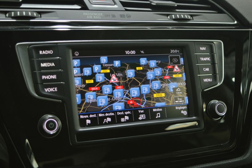 VOLKSWAGEN TOURAN 2016 - Photo n°16