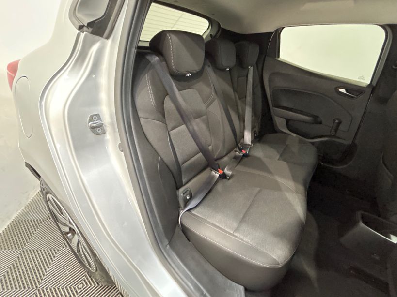 RENAULT CLIO V 2023 - Photo n°33