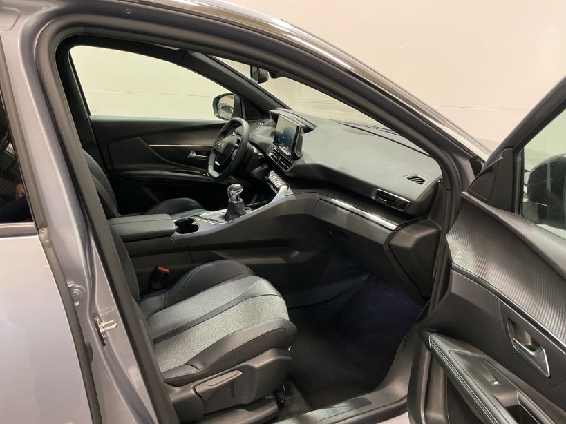 PEUGEOT 3008 2023 - Photo n°7