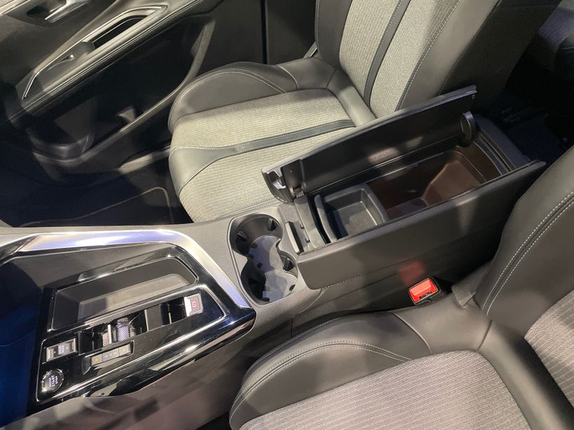 PEUGEOT 5008 2023 - Photo n°25