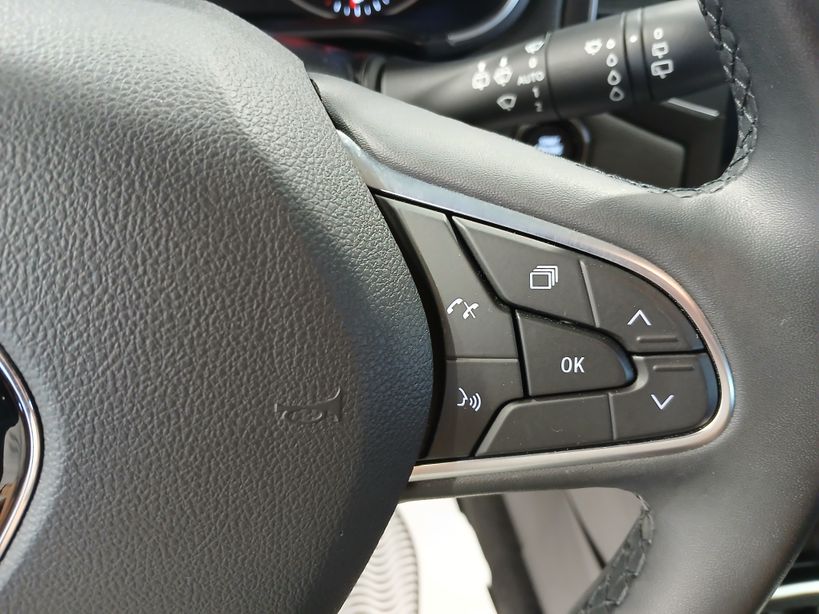 RENAULT MEGANE IV BERLINE 2022 - Photo n°28