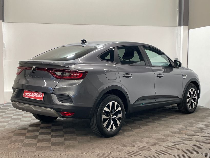 RENAULT ARKANA 2023 - Photo n°4