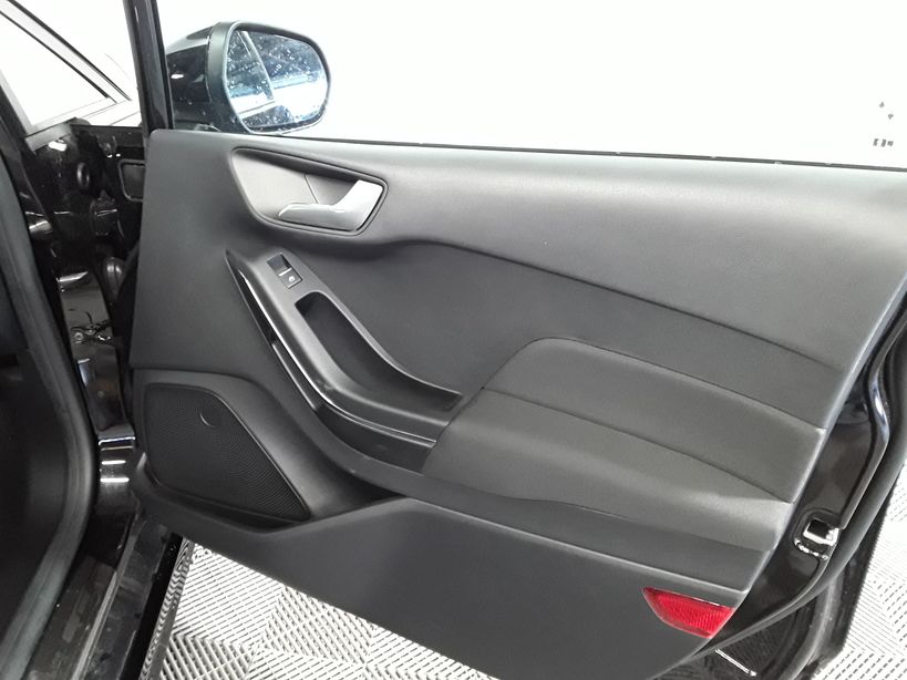 FORD FIESTA 2020 - Photo n°9