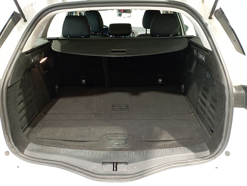 RENAULT MEGANE IV ESTATE BUSINESS 2019 - Photo n°33