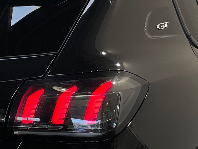 PEUGEOT 208 2023 - Photo n°8