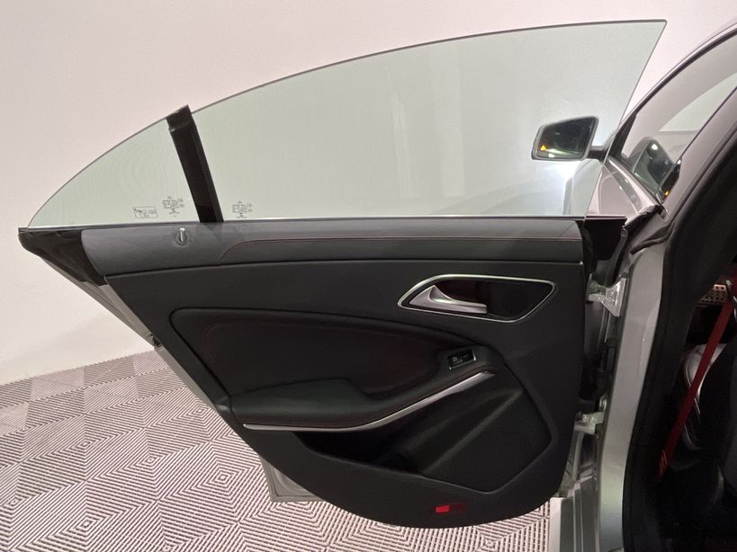 MERCEDES CLASSE CLA 2015 - Photo n°38